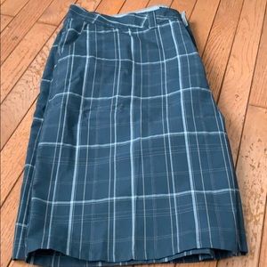 O’Neill men’s plaid shorts